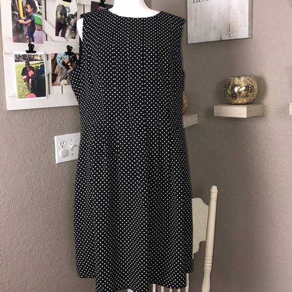 polka dot dress size 18